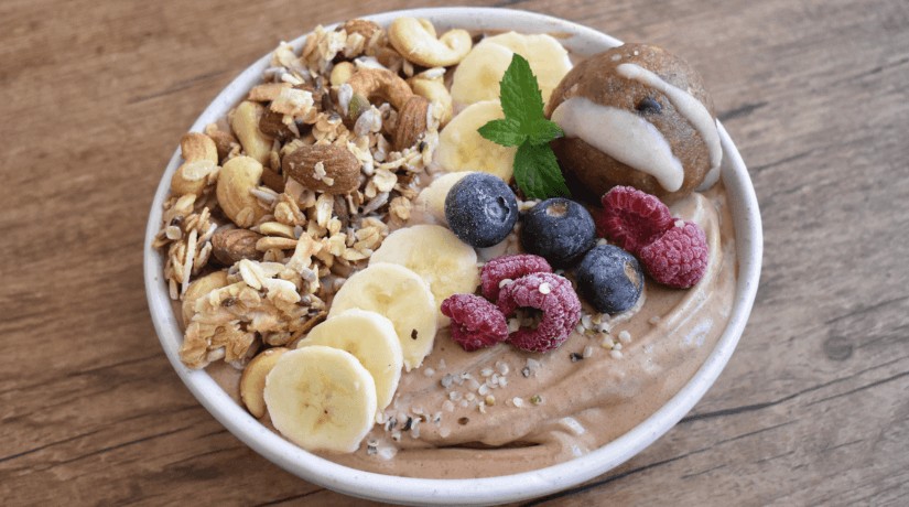 Chocolate Almond Hemp Seed Smoothie Bowl