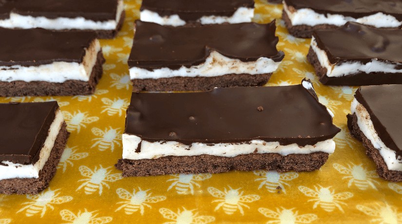 Peppermint Marshmallow Slice